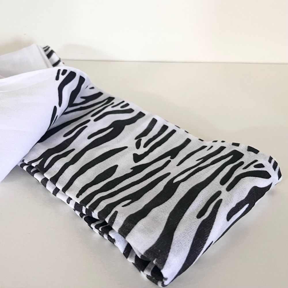 NWOT Zebra print stockings - Picture 10 of 16